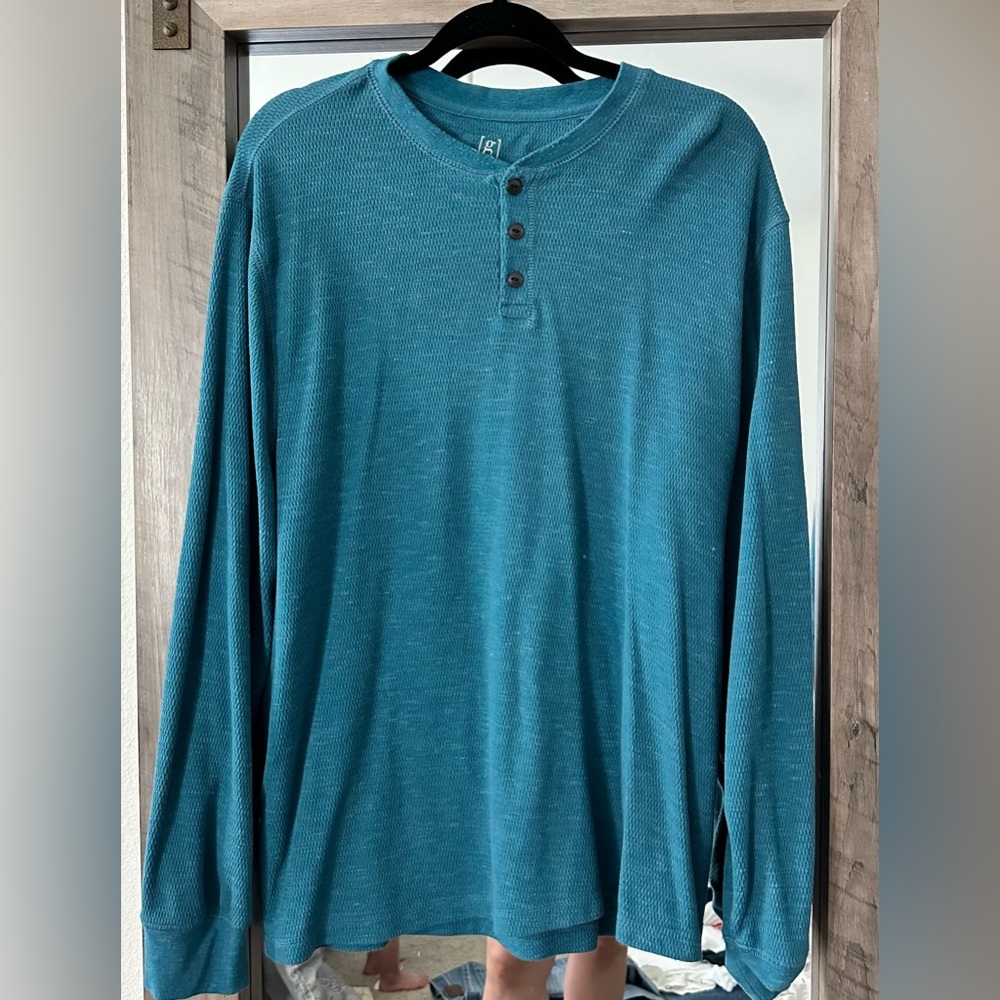 Long sleeve shirt